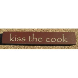 32319KM-Kiss the Cook wood block 