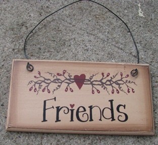 GM3033B - Friends Wood Sign 