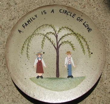 NEW-14 A family is a circle of love wood plate 