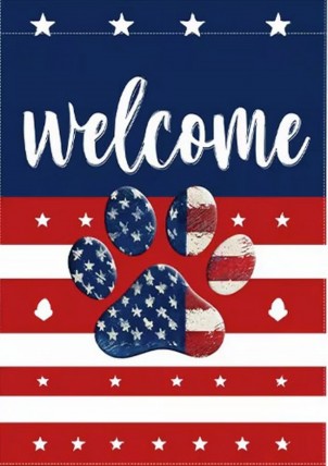 81M1V53761 American Flag and Paw Print Double-sided Garden Flag 81M1V53761 American Flag and Paw Print Double-sided Garden Flag